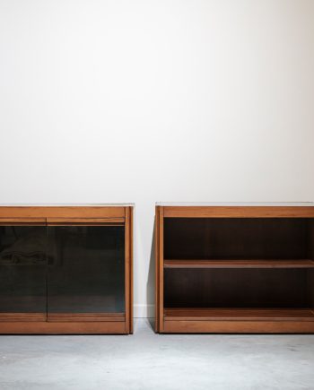 Pareja de módulos vintage, modelo “4 D”. Por Ángelo Mangiarotti. Años 70.